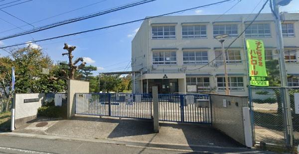 ソフィア泉ヶ丘パークヴェール(堺市立三原台小学校)