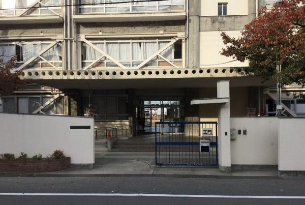 ライオンズ高石(高石市立加茂小学校)