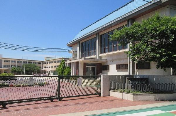 泉北郡忠岡町忠岡中１丁目の新築一戸建(忠岡町立忠岡小学校)
