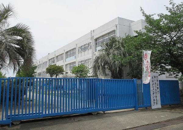 和泉市王子町の中古一戸建て(和泉市立鶴山台南小学校)