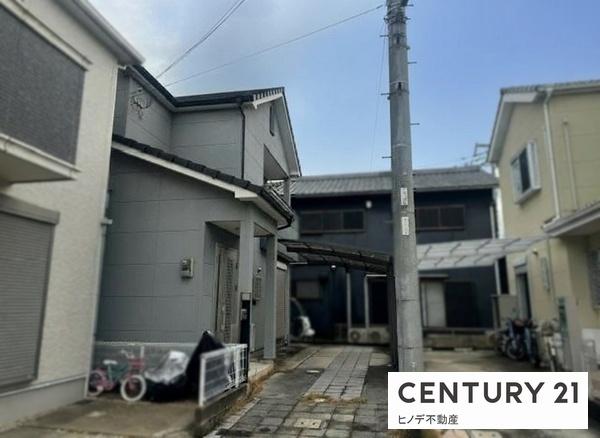 和泉市万町の中古一戸建て