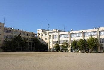 高石市取石３丁目の新築一戸建(高石市立取石小学校)