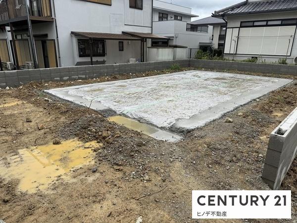 和泉市光明台２丁目の新築一戸建