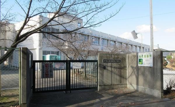 グレイスランドマーク堺・光明池(堺市立新檜尾台小学校)