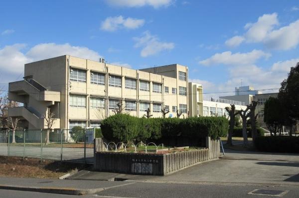 グレイスランドマーク堺・光明池(堺市立赤坂台中学校)