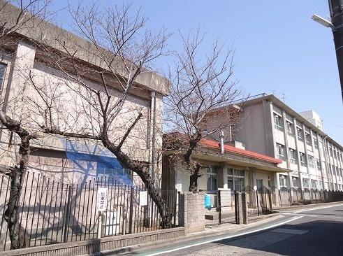 泉北郡忠岡町忠岡東１丁目の中古一戸建て(忠岡町立東忠岡小学校)