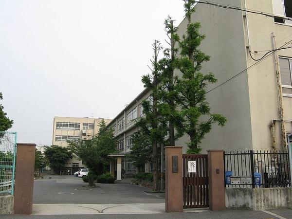 高石市千代田２丁目の新築一戸建(高石市立高南中学校)