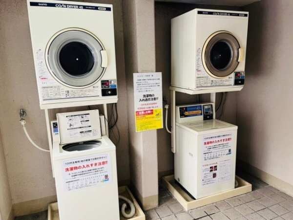 メゾンドルノン3階