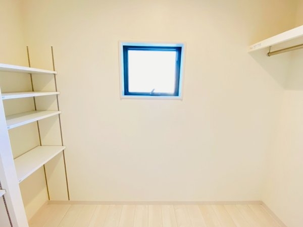 リーブルガーデン／東区戸島第11／