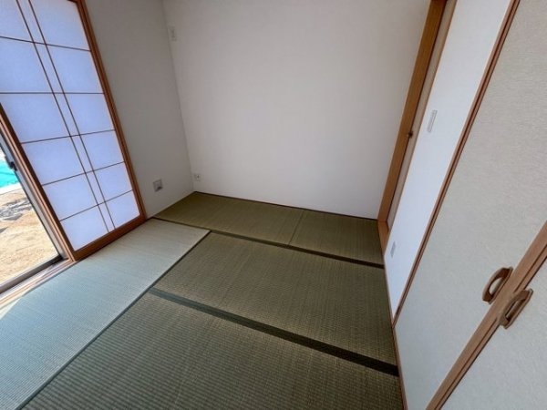 ハートフルタウン／東区湖東3丁目／2号棟