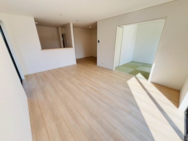 クレイドルガーデン／南区並建町第３／１号棟