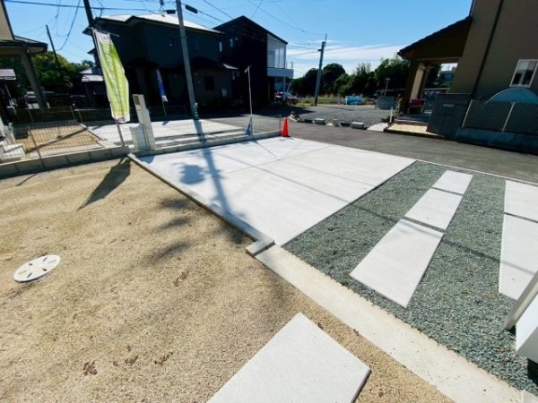 リナージュ／北区龍田1丁目／２号棟