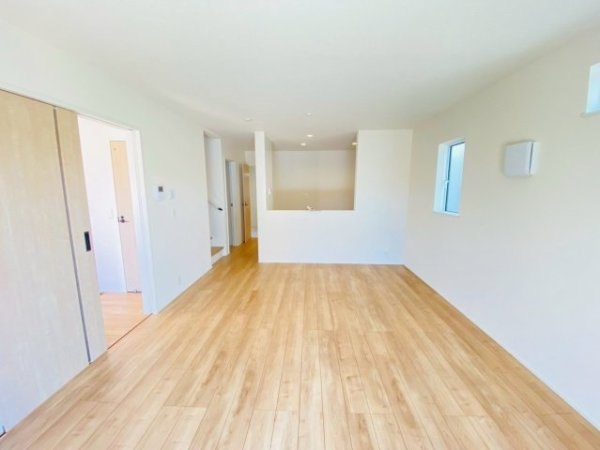 リナージュ／北区龍田1丁目／1号棟