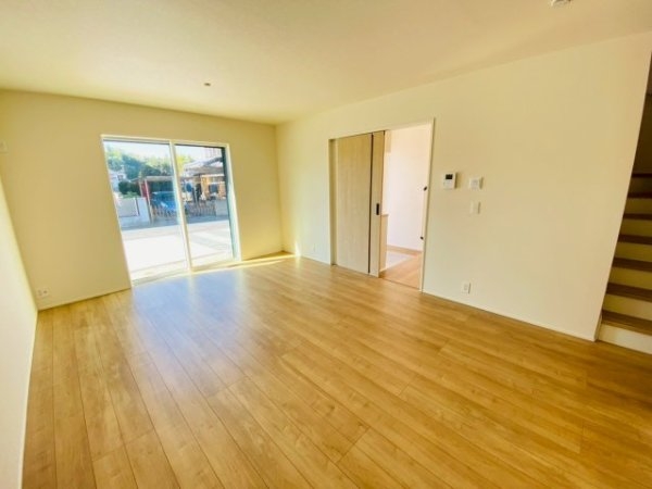 リナージュ／北区龍田1丁目／1号棟