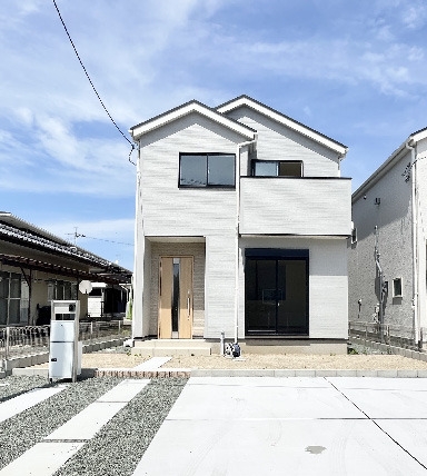 リナージュ／北区龍田1丁目／1号棟