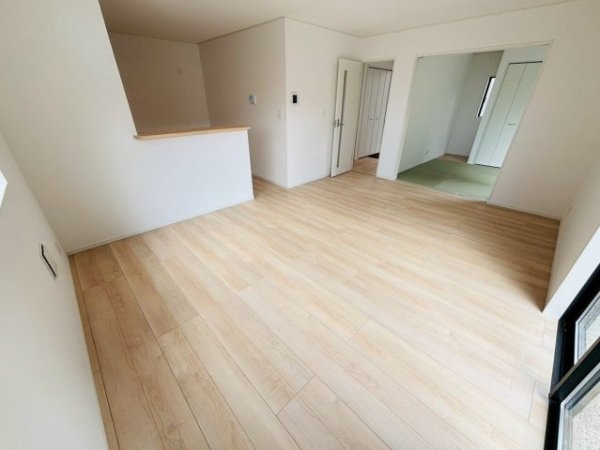 クレイドルガーデン／南区八分寺町第14／１号棟