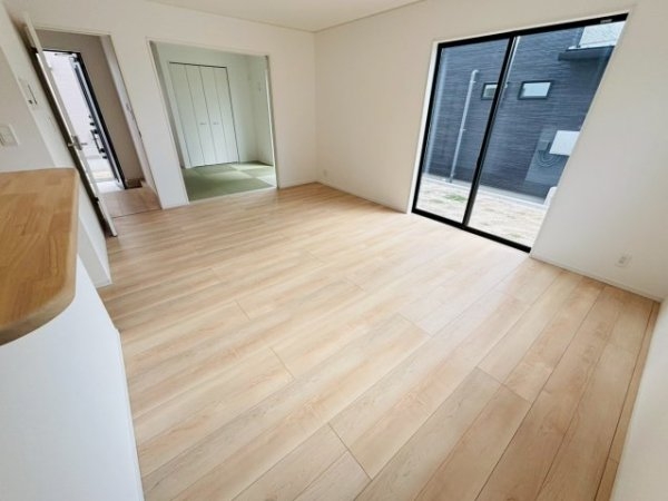 クレイドルガーデン／南区八分寺町第14／１号棟