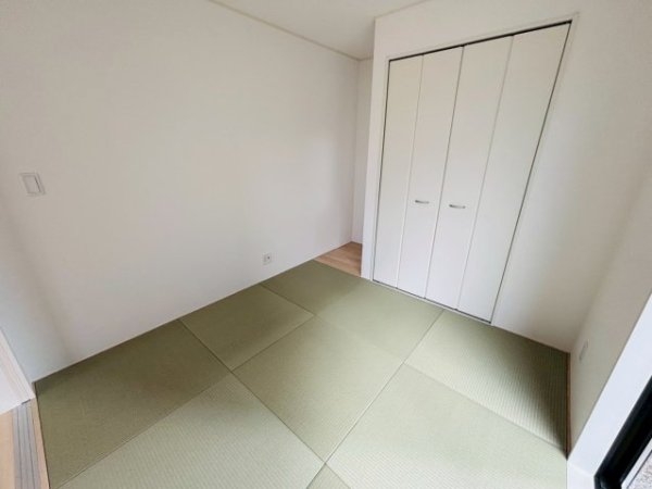 クレイドルガーデン／南区八分寺町第14／１号棟