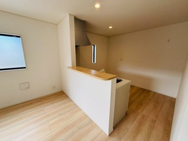 クレイドルガーデン／南区八分寺町第14／１号棟