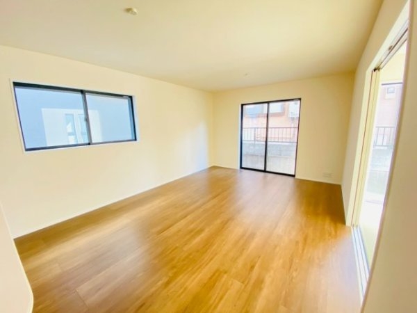 リーブルガーデン/菊陽町原水第三/3号棟(リビング)