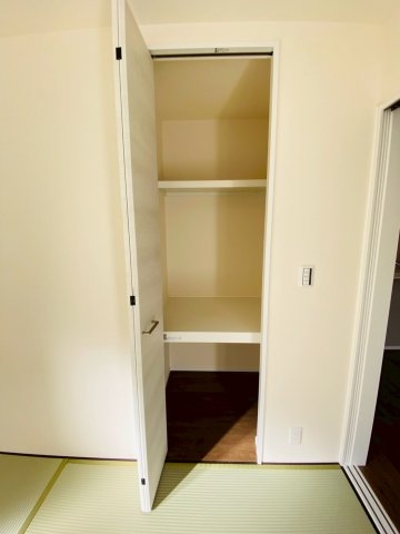 リーブルガーデン/菊陽町原水第三/3号棟(収納)