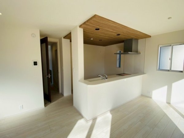 ブルーミングガーデン／北区鶴羽田１丁目／３号棟