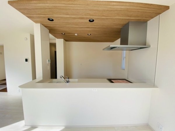 ブルーミングガーデン／北区鶴羽田１丁目／３号棟