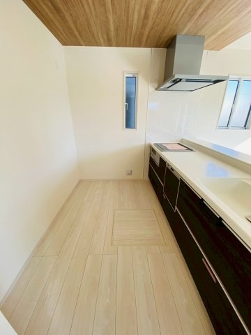 ブルーミングガーデン／北区鶴羽田１丁目／３号棟