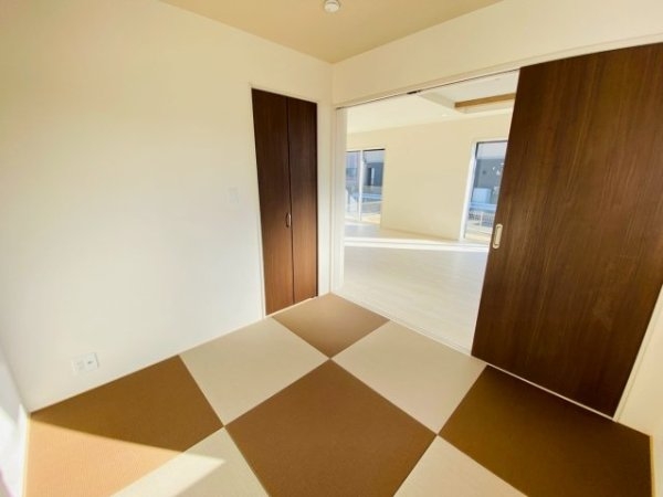 ブルーミングガーデン／北区鶴羽田１丁目／３号棟