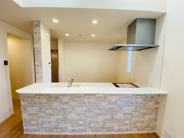 ブルーミングガーデン／北区鶴羽田１丁目／２号棟