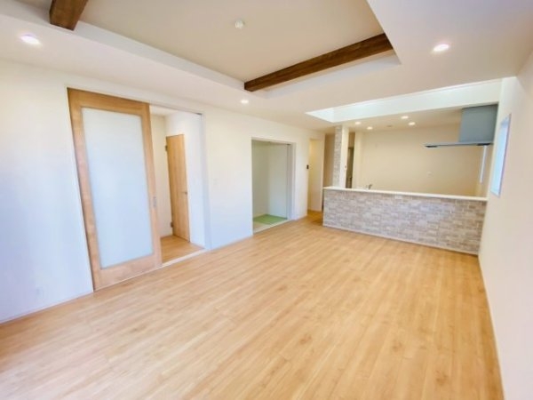 ブルーミングガーデン／北区鶴羽田１丁目／２号棟