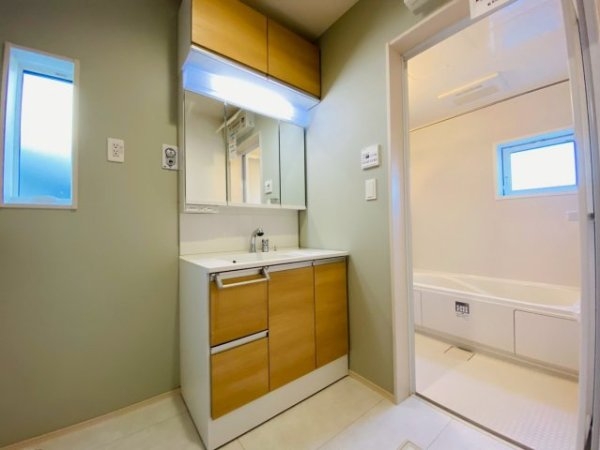 ブルーミングガーデン／北区鶴羽田１丁目／２号棟