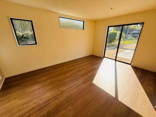 リーブルガーデン／東区戸島西第七／３号棟