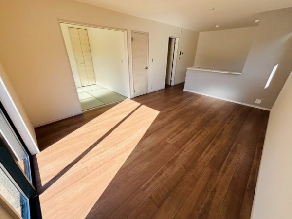 リーブルガーデン／東区戸島西第七／３号棟