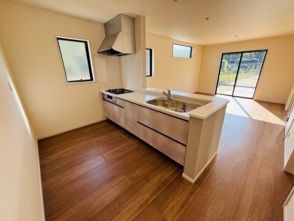 リーブルガーデン／東区戸島西第七／３号棟