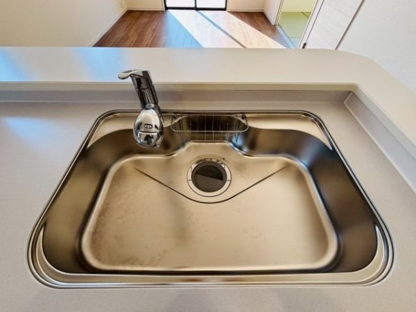 リーブルガーデン／東区戸島西第七／３号棟