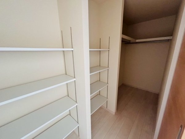 リーブルガーデン／東区戸島西第七／２号棟