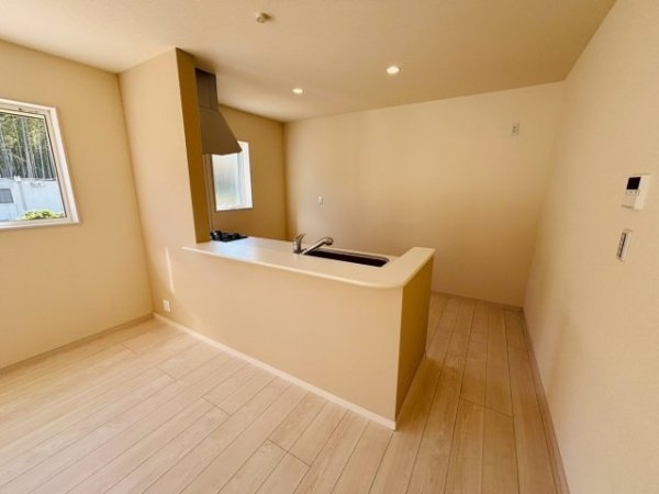 リーブルガーデン／東区戸島西第七／２号棟