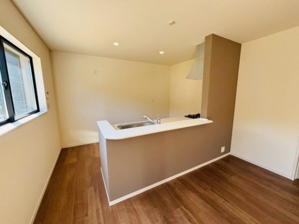 リーブルガーデン／東区戸島西第七／１号棟