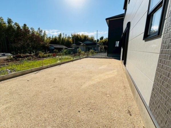 リーブルガーデン／東区戸島西第七／１号棟