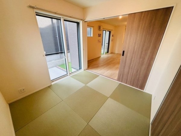 リナージュ／北区八景水谷3丁目／２号棟