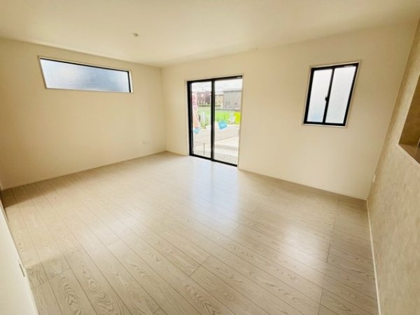 よかタウン／南区元三町1丁目3期／8号棟