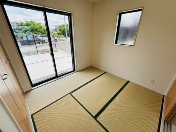 よかタウン／南区元三町1丁目3期／8号棟