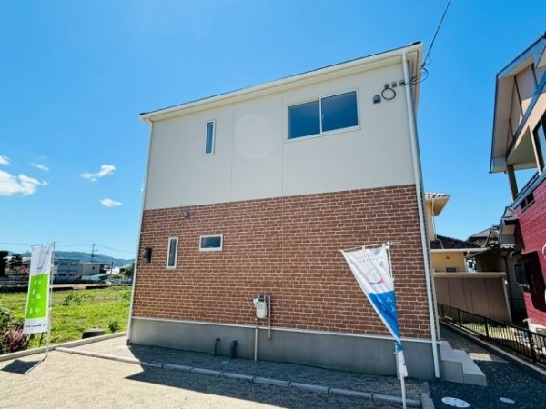 クレイドルガーデン／東区沼山津第三／２号棟