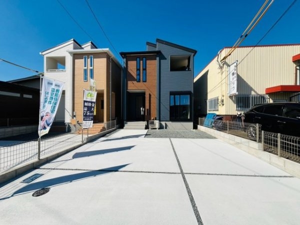 リーブルガーデン／東区小山2丁目／2号棟