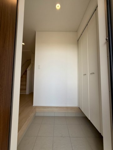 クレイドルガーデン／南区土河原町第３／２号棟