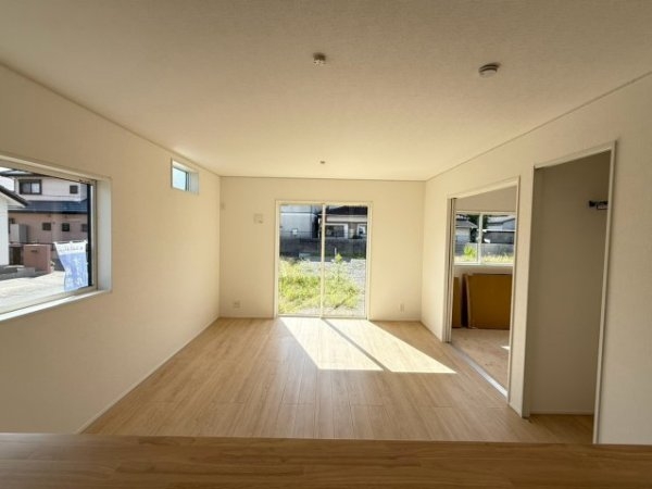 クレイドルガーデン／南区土河原町第３／３号棟