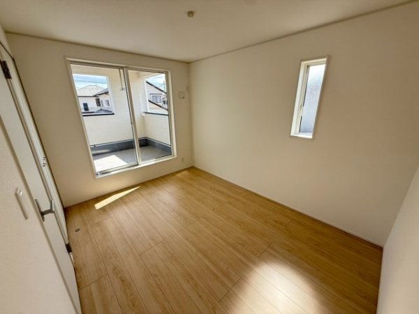 クレイドルガーデン／南区土河原町第３／３号棟