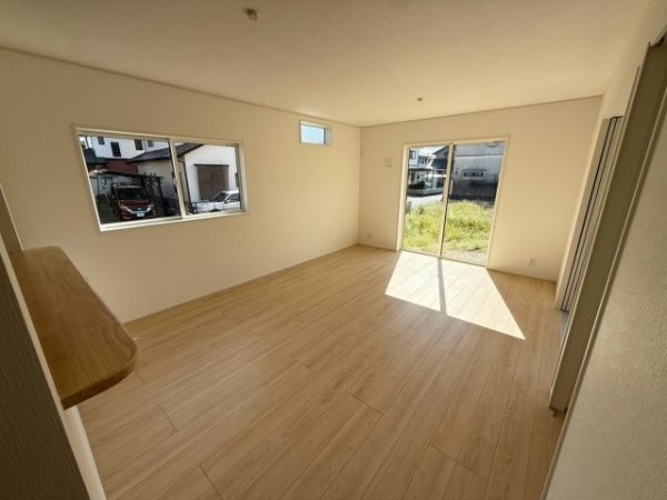 クレイドルガーデン／南区土河原町第３／３号棟
