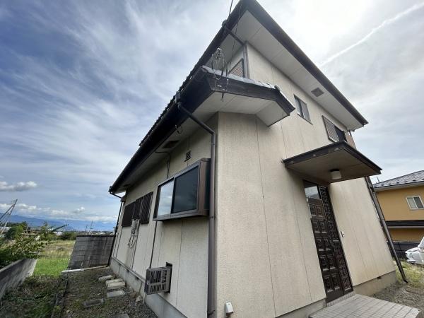 南アルプス市野牛島の中古一戸建